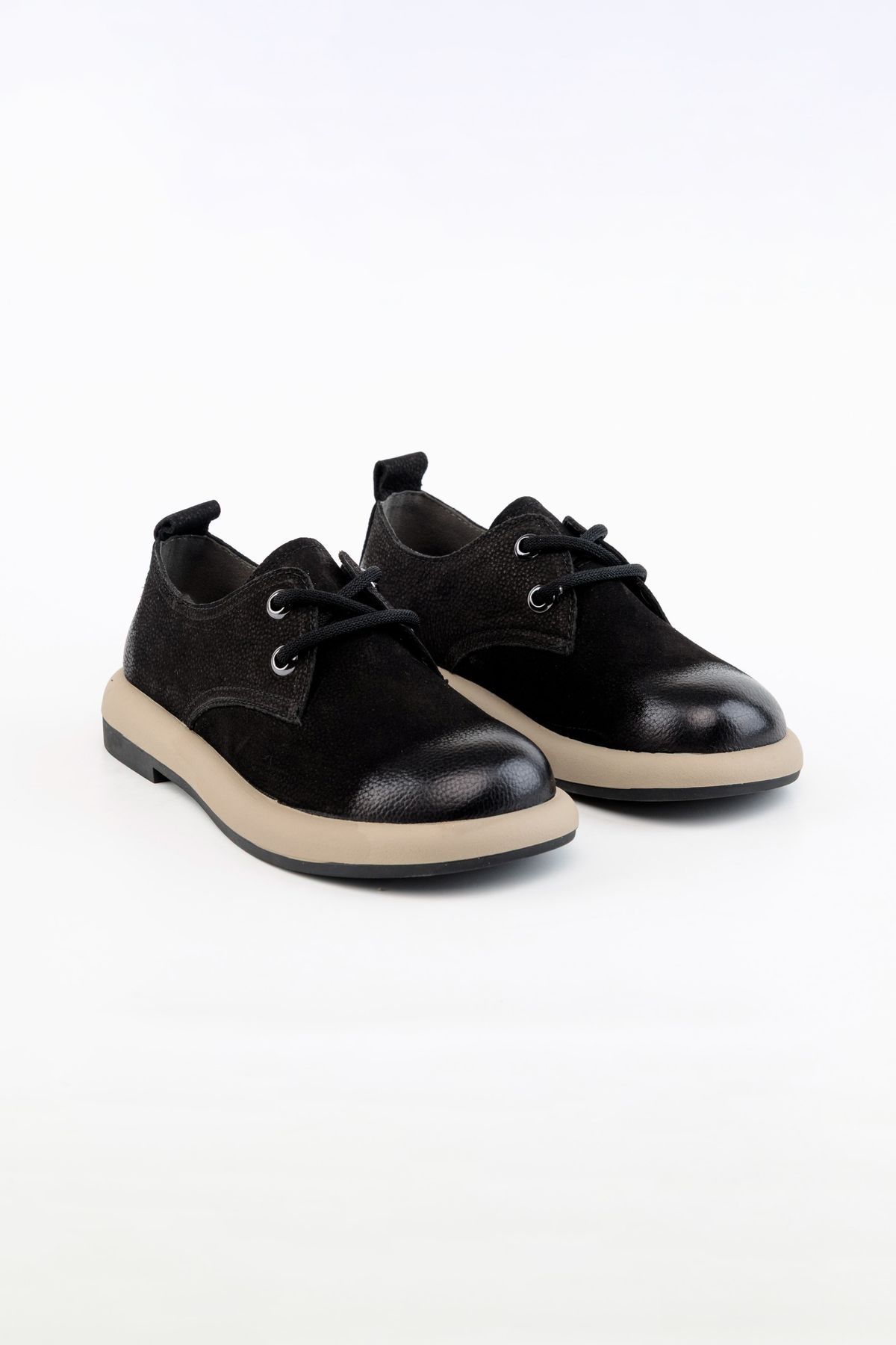 Туфлі жіночі чорні | Ribbica фото в BOTAS